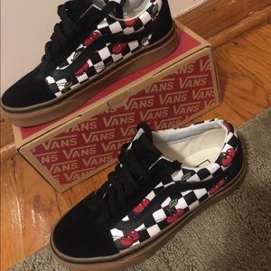 Cherry Vans